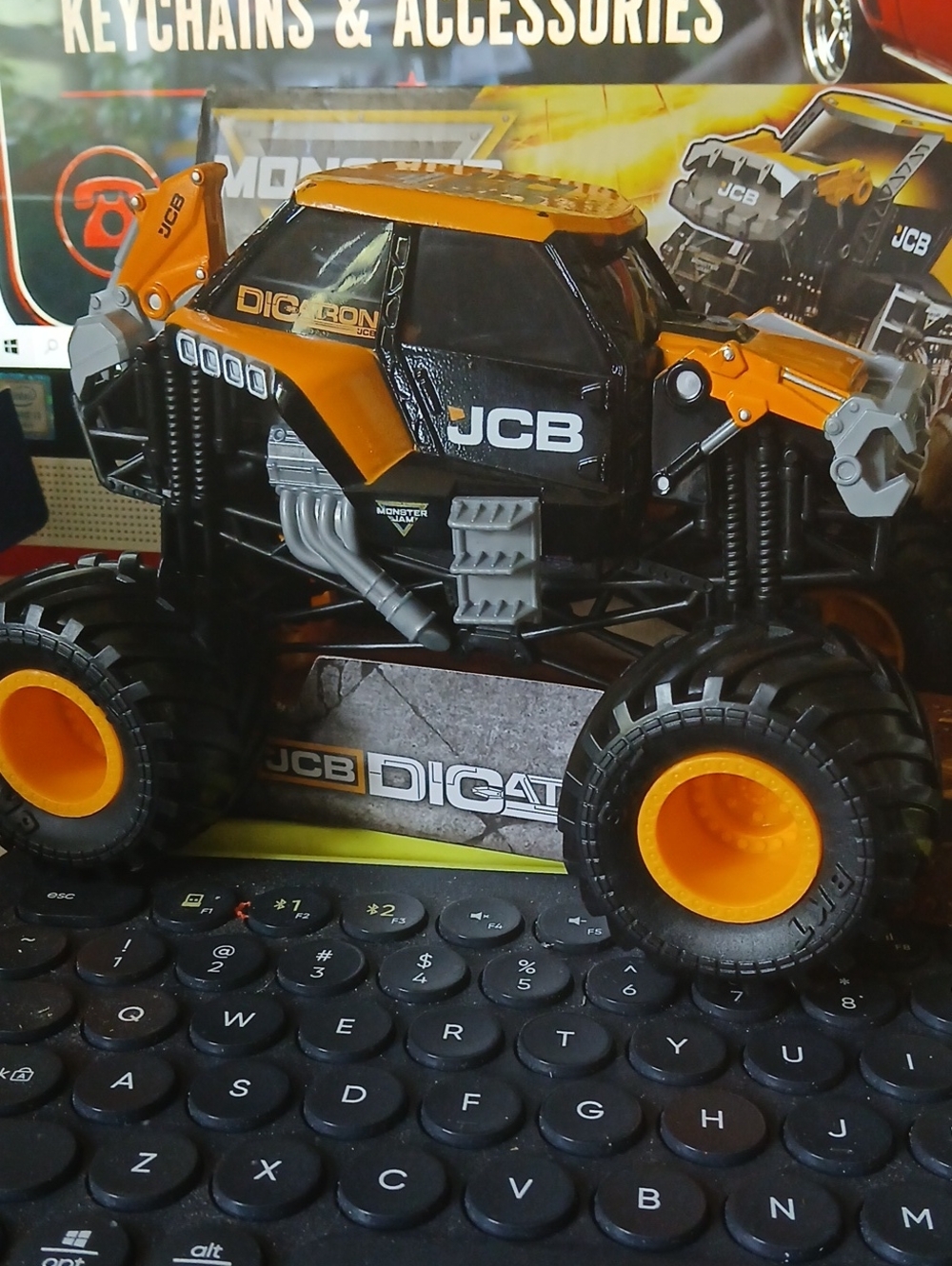 Digatron Monster Jam Truck -1/24